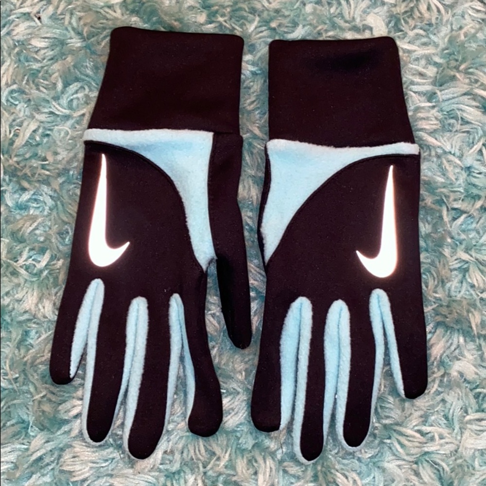 Nike tech gloves